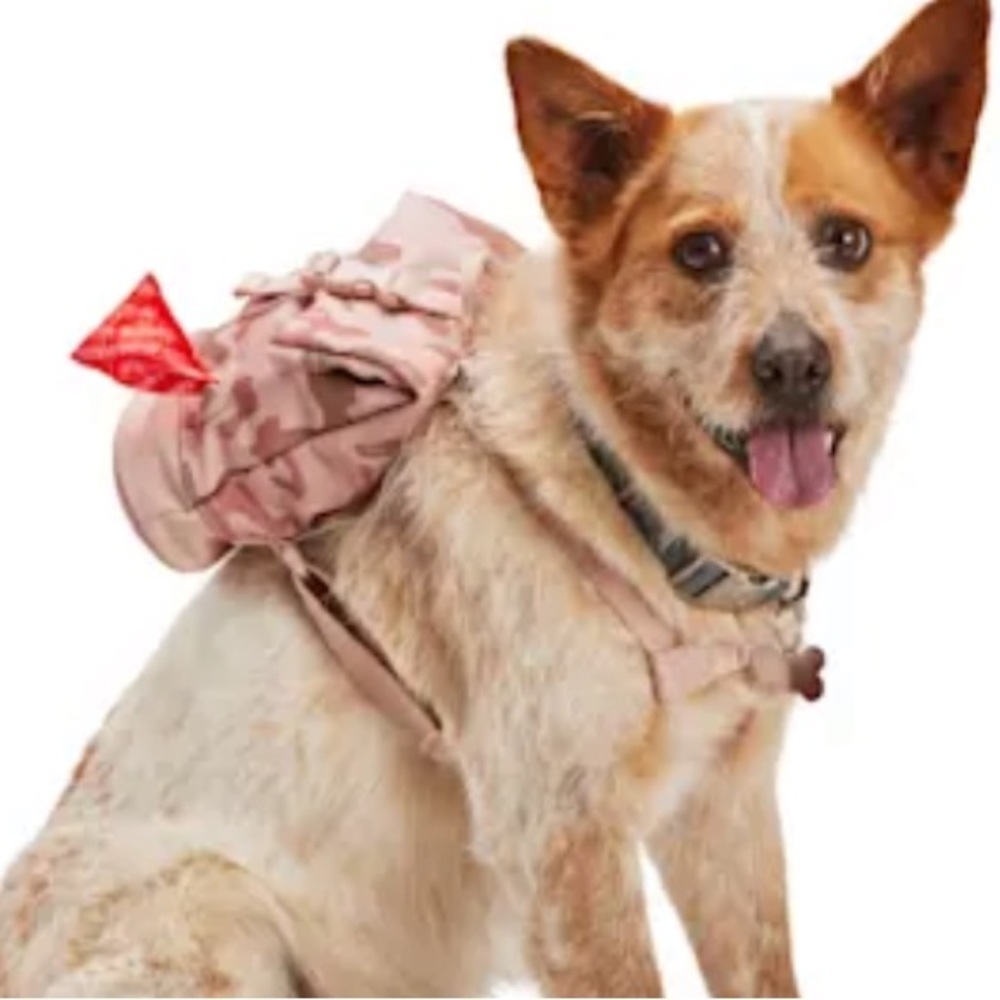 NWT Reddy Pink Camo dog backpack S/M - Picture 2 of 7